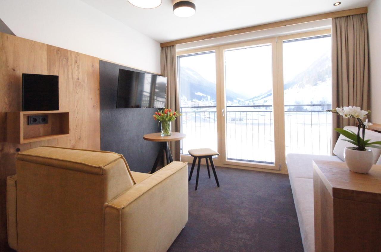 Hotel Germania Ischgl Exteriör bild
