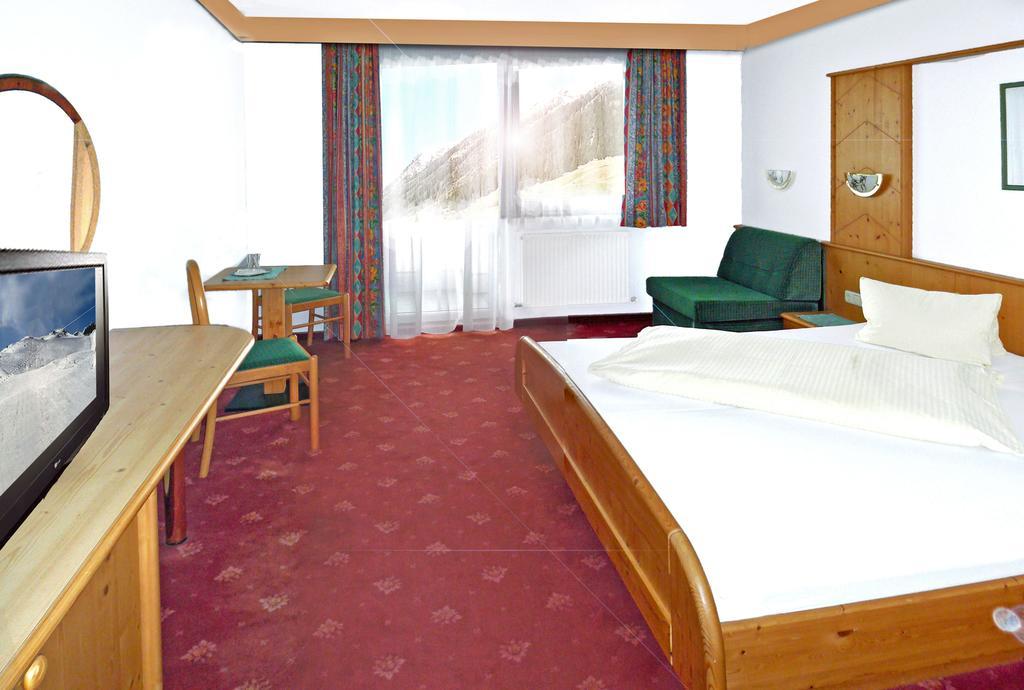 Hotel Germania Ischgl Exteriör bild