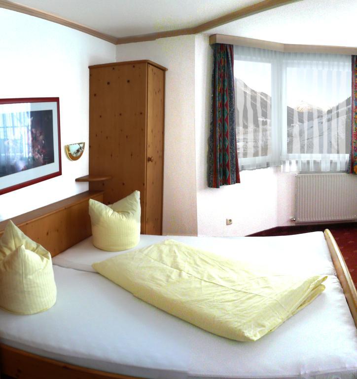 Hotel Germania Ischgl Exteriör bild