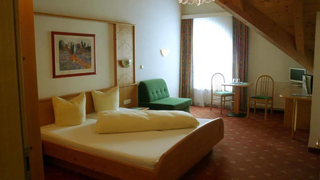 Hotel Germania Ischgl Exteriör bild